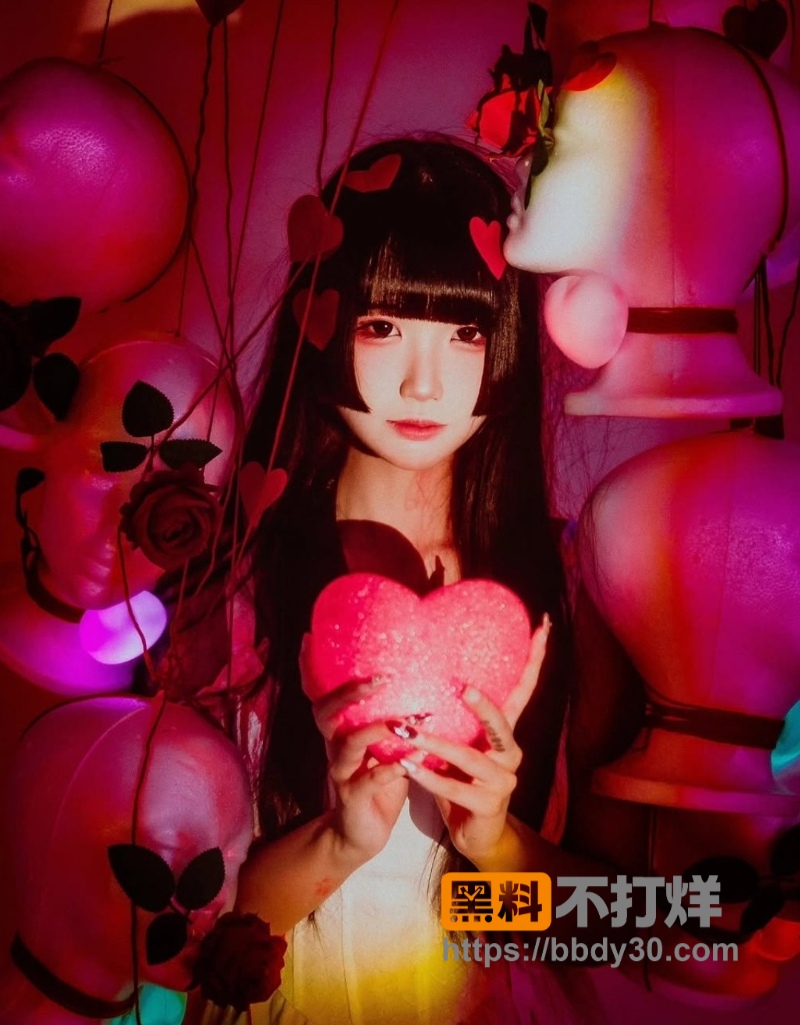 齐刘海cosplay小网红乐了4