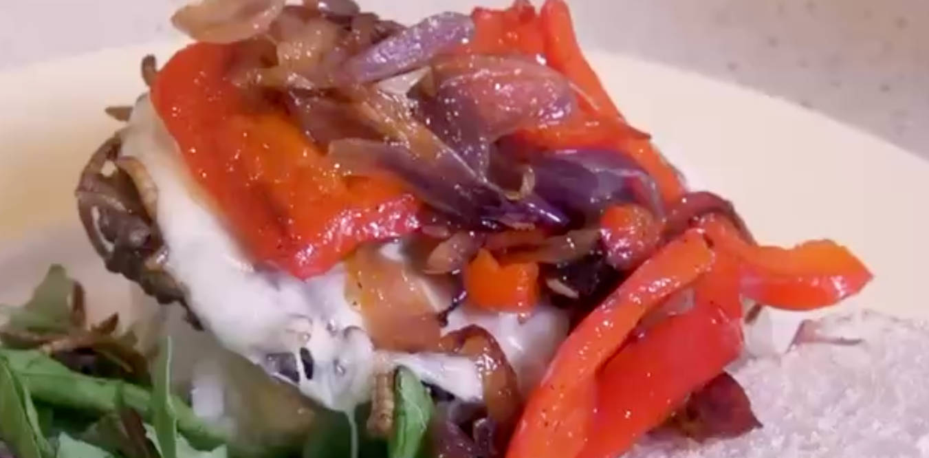 伦敦昆虫农场可食用 炸虫嘎嘣脆有鸡肉味 新奇美食让人想尝试