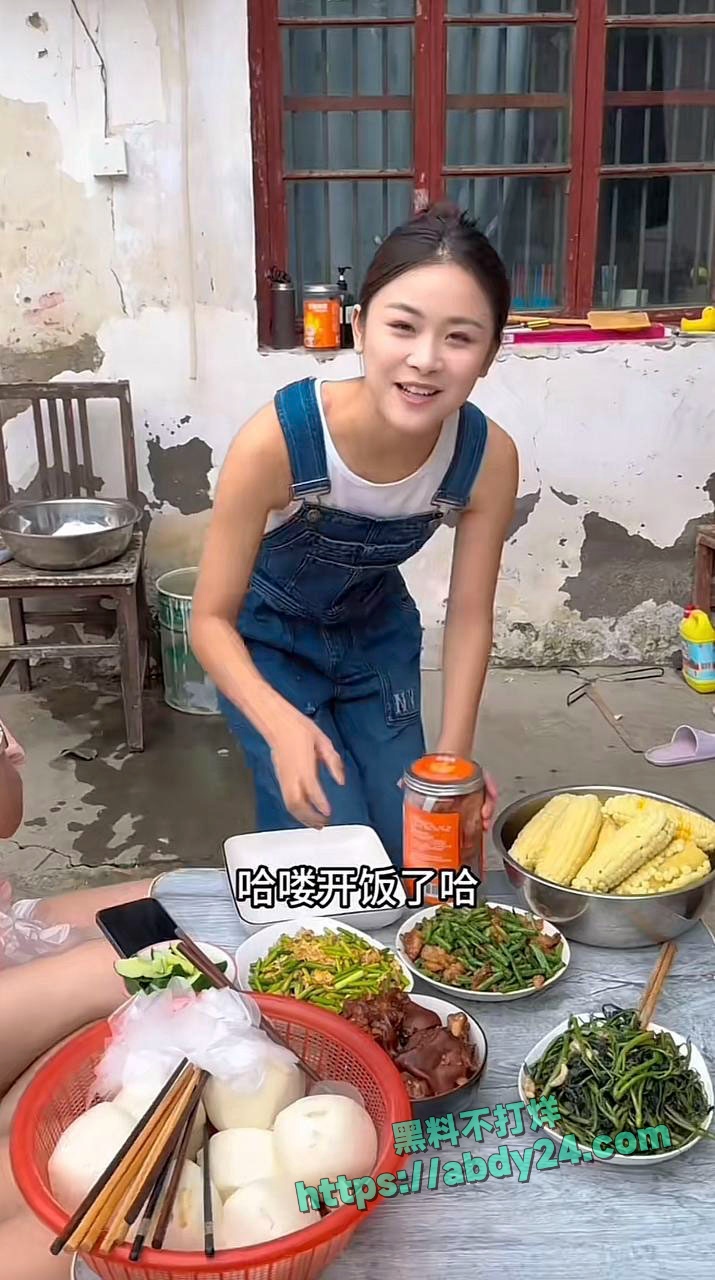 抖音网红倩倩农家园单身人设崩塌 15