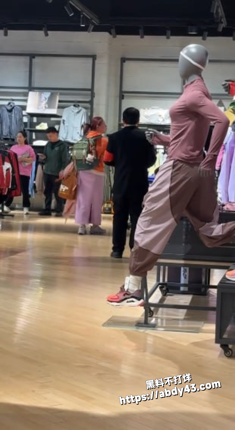 北京大兴荟聚耐克退货风波1