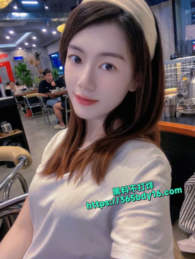 广东湛江新婚小夫妻5