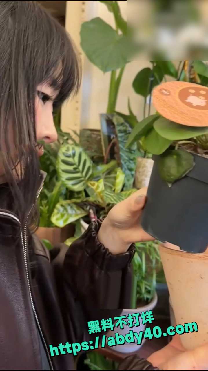 推特极品阿黑颜母狗 3