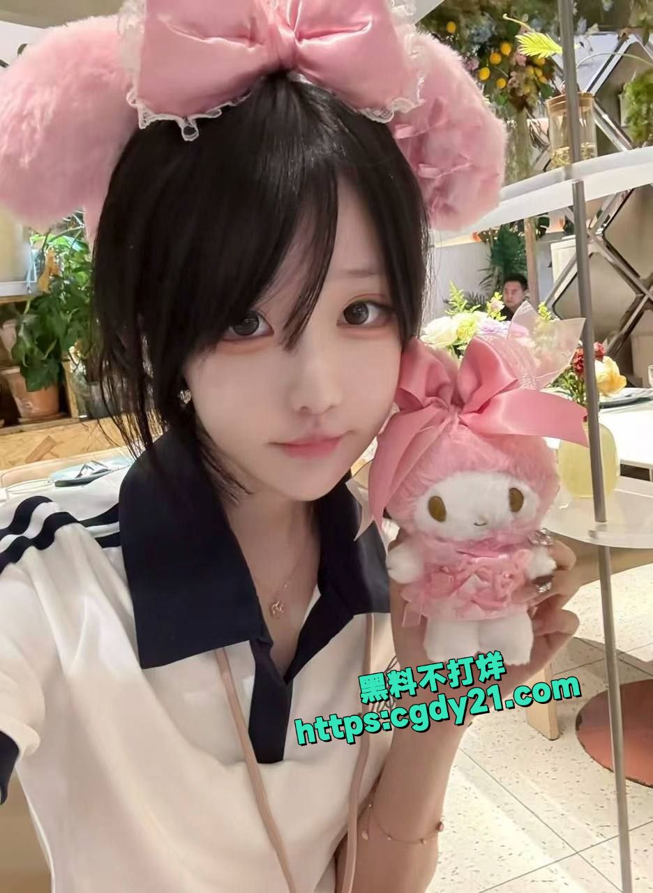 抖音萝莉福利姬 神再佑我璐酱12