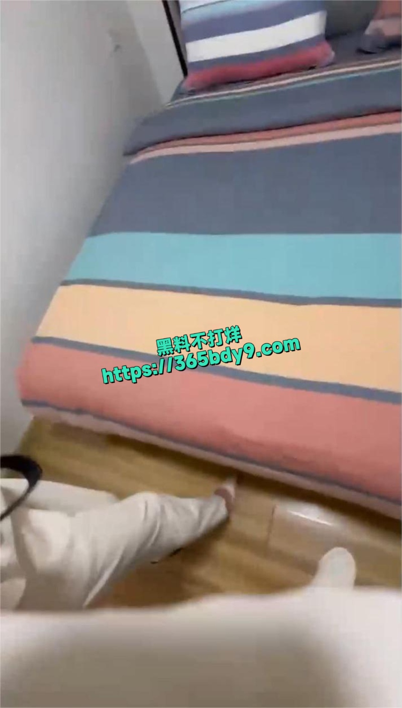 金主爸爸调教在校空姐校花3