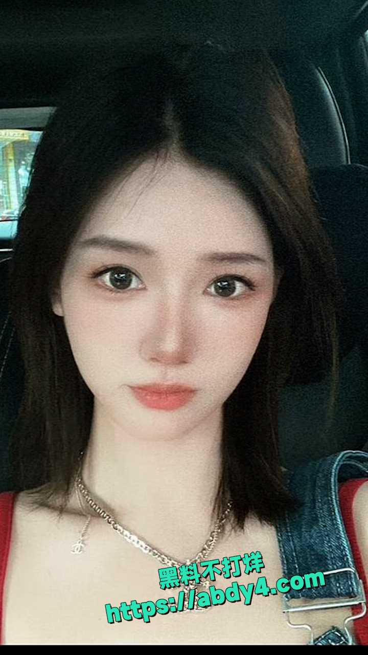 竖版模版.00012001.Still265