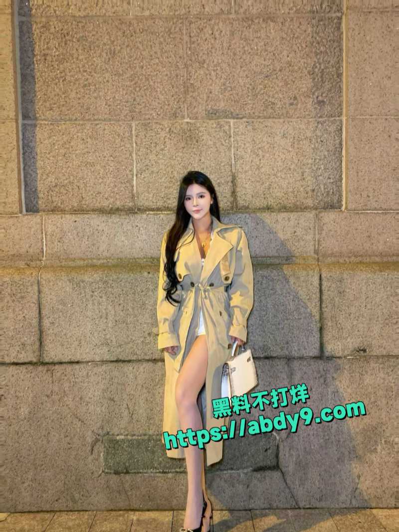 上海腿精御姐乔安娜与金主性爱流出 6