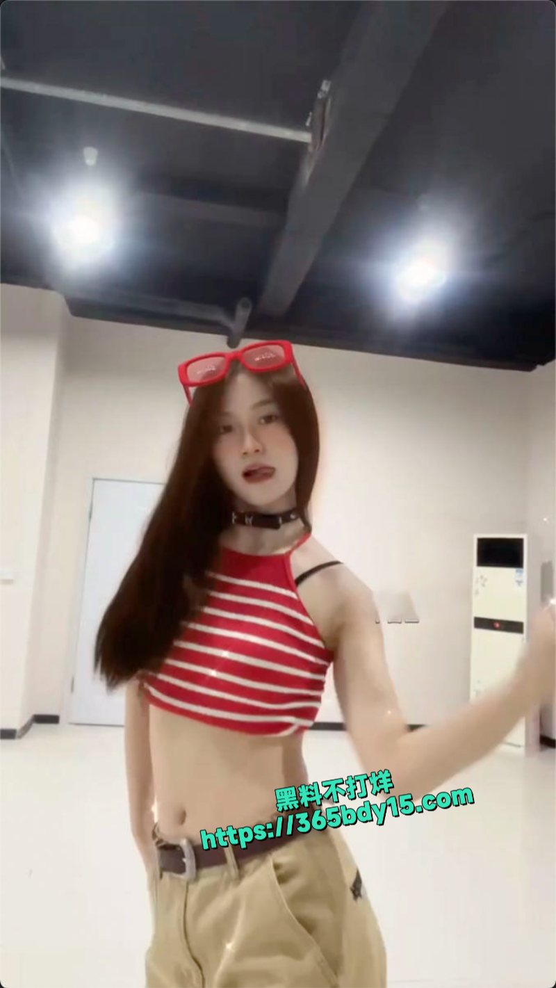 山东济南废物男友投稿女友给自己戴绿帽5