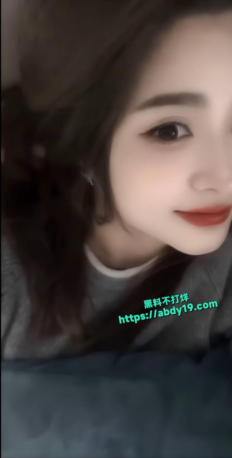 快手巨乳主播哺乳期自拍1
