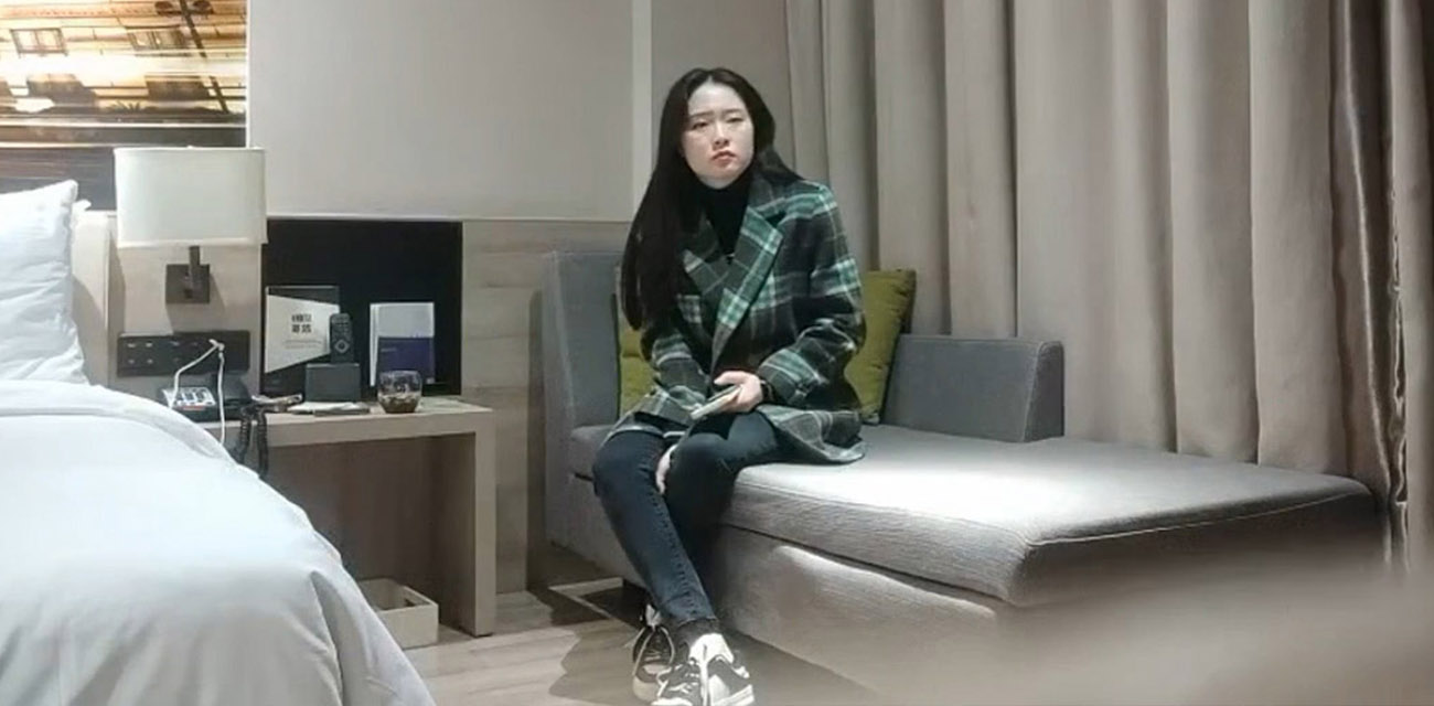 探花精选 约了个漂亮的大奶小少妇 火力全开 非常耐操型