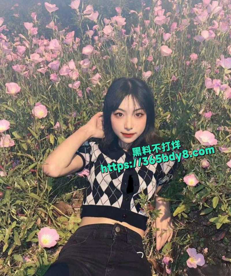 恋物加料看着她们喝下7
