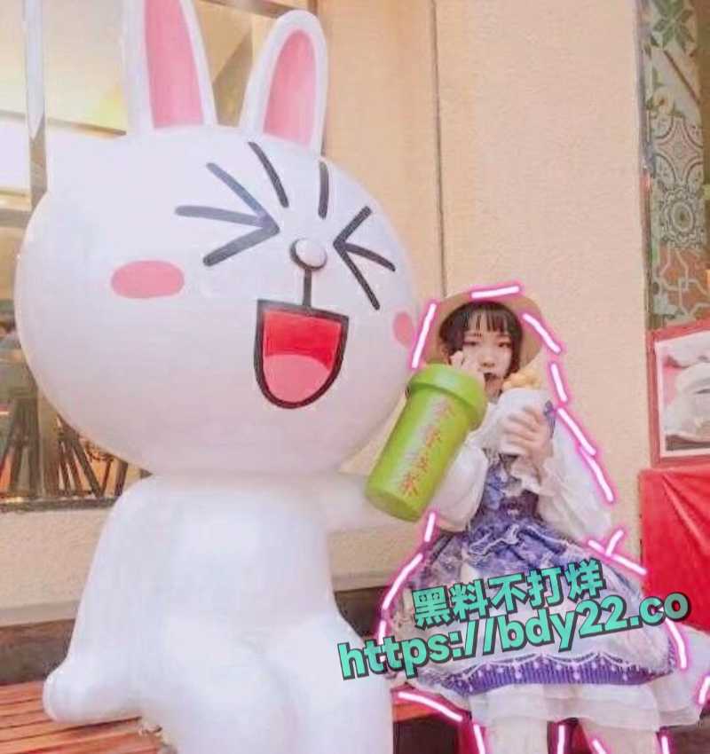 易梦雯15.jpg