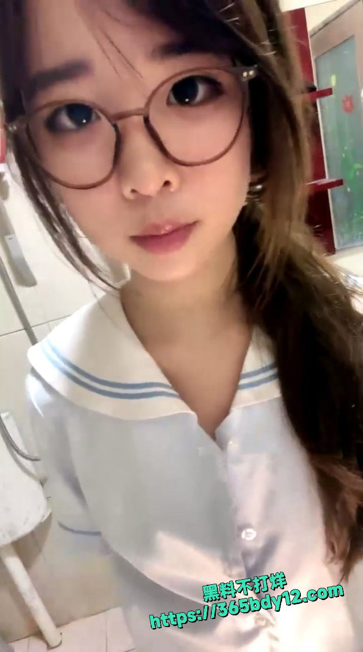 河北职业学院高颜值学生妹 10