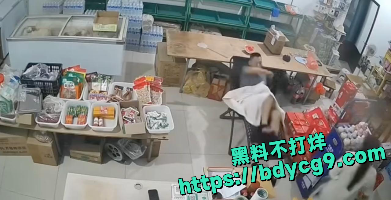 小店老板1