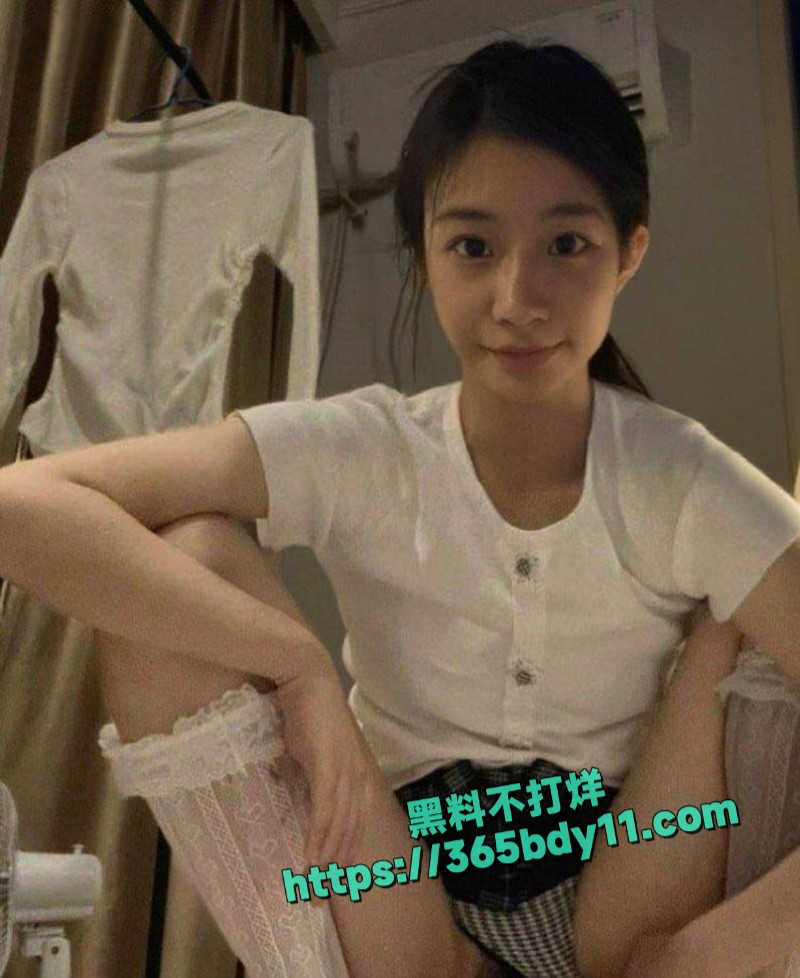 张潇予不雅照5