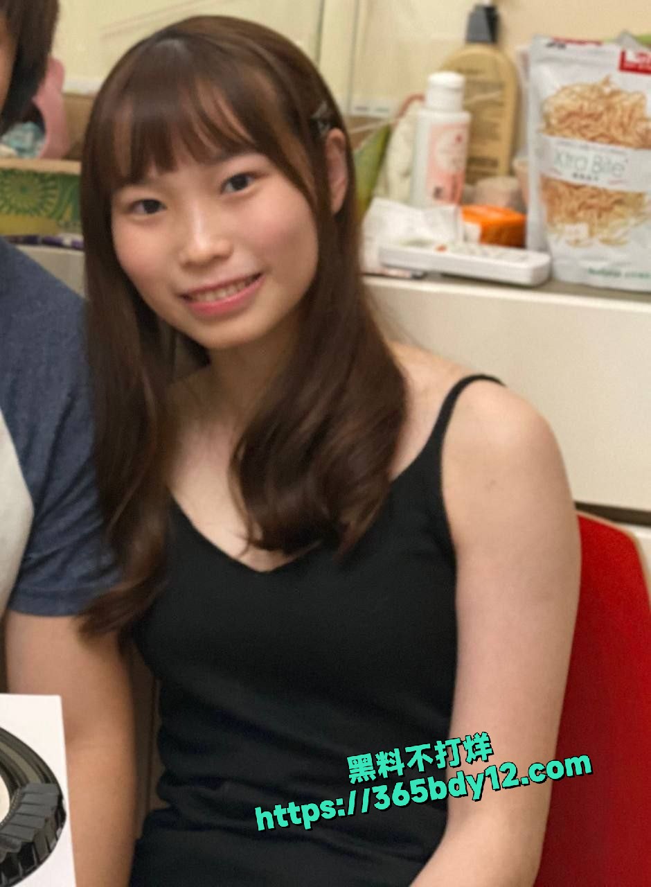 超清纯的齐刘海19岁 7