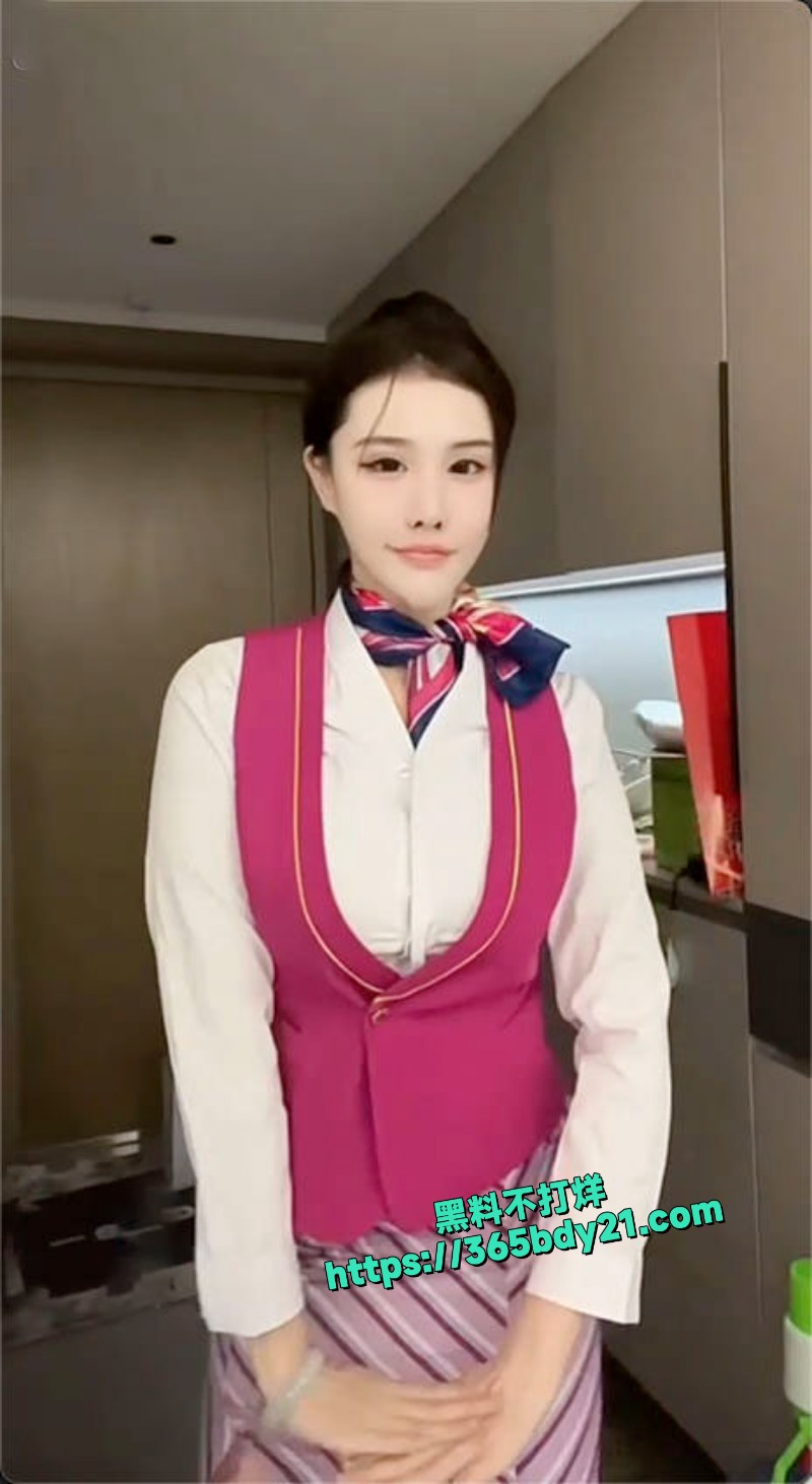杭州巨乳网黄巨樱最新定制私拍 1