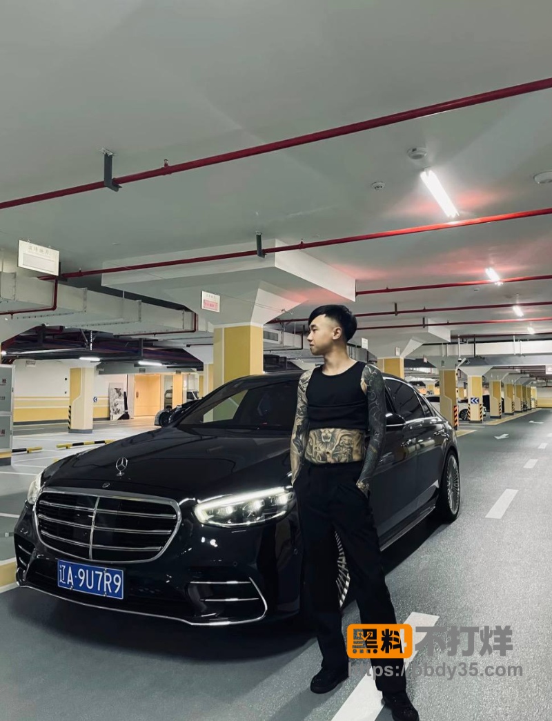 ks38w粉男网红王皓晨出轨乱搞28