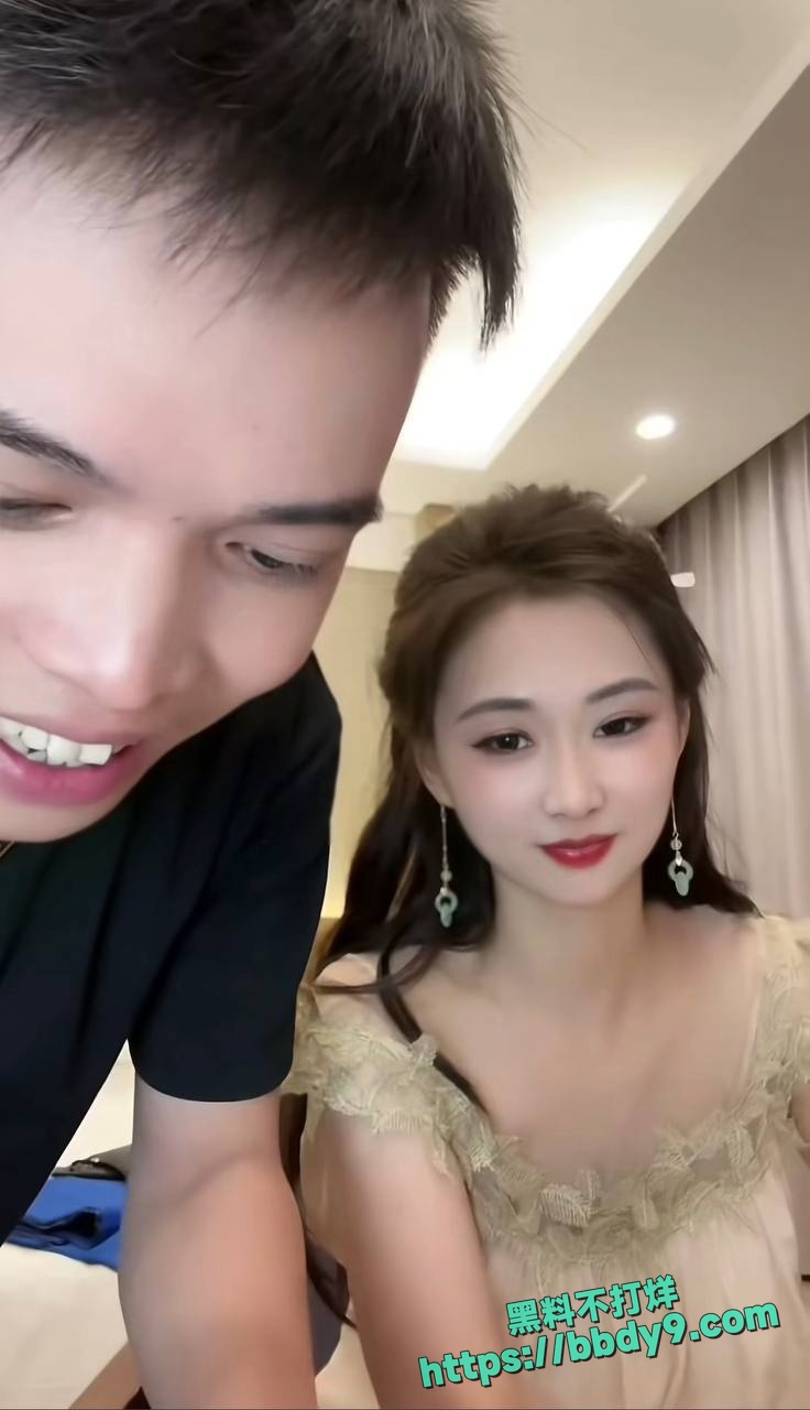 车模苏一宁为养孩子陪睡30