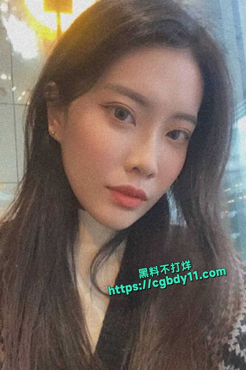 颜值黑丝艺校老师已婚出轨约炮泄密6.jpg