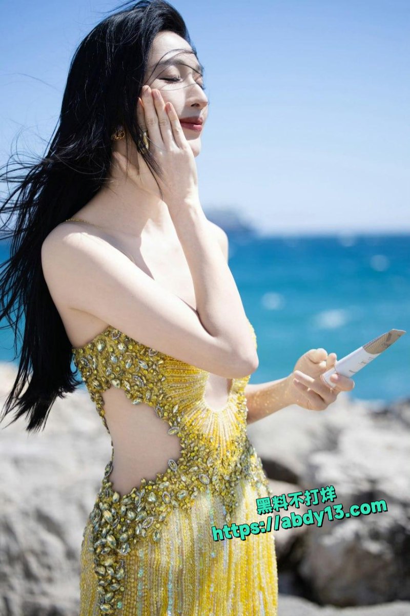 浪姐长腿御姐演员张俪3