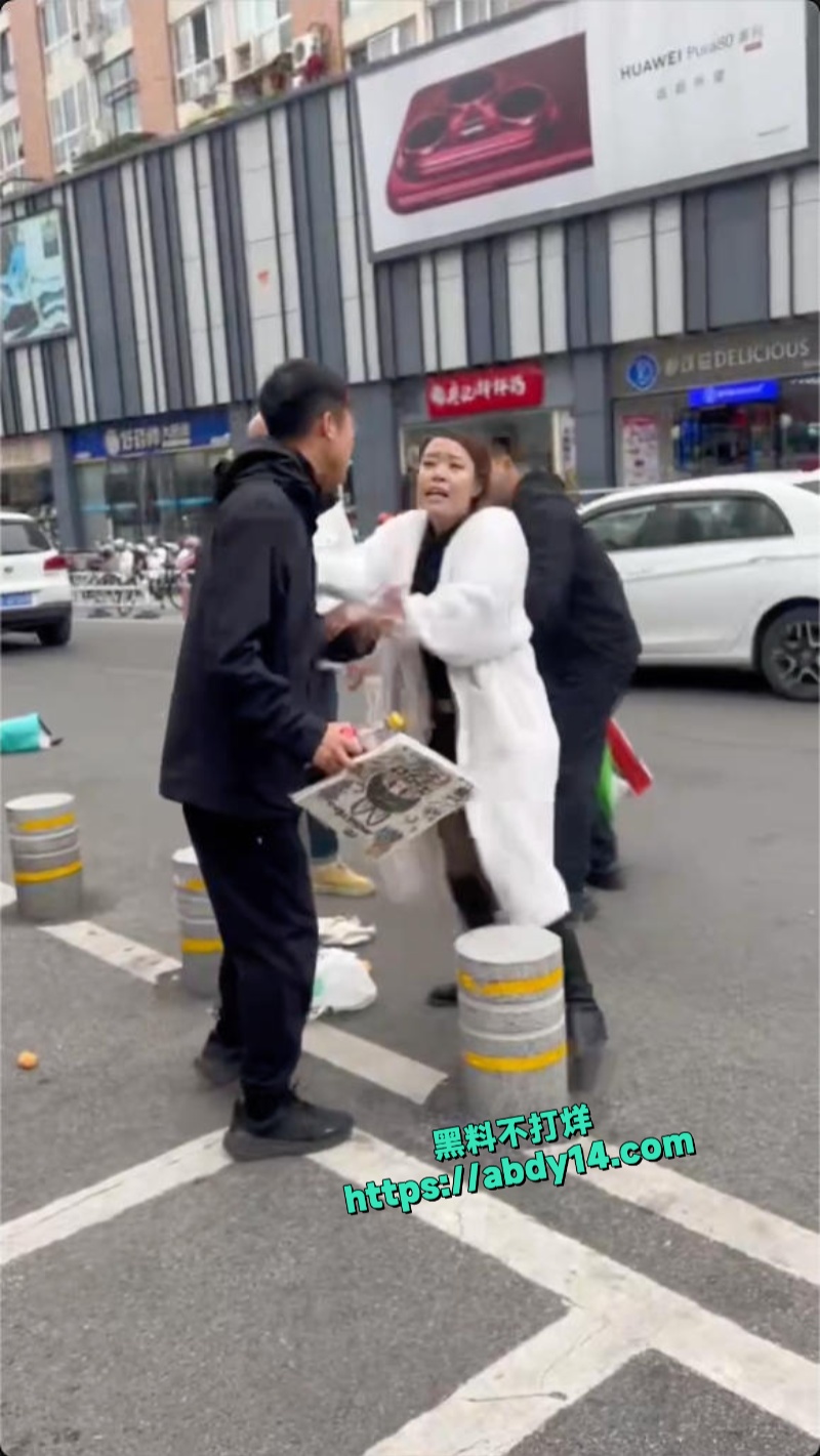 外卖员反杀商家夫妻 8