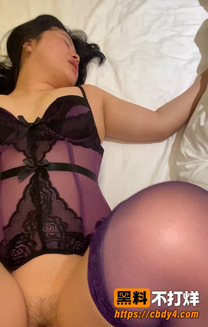 约炮丑骚微坦克 12