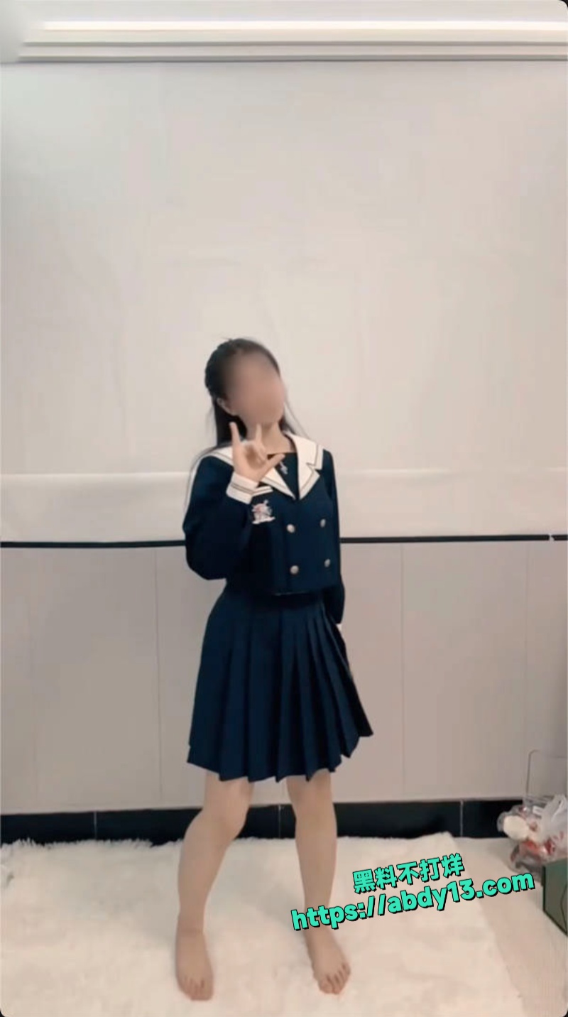 小乔裸舞福利视频 2