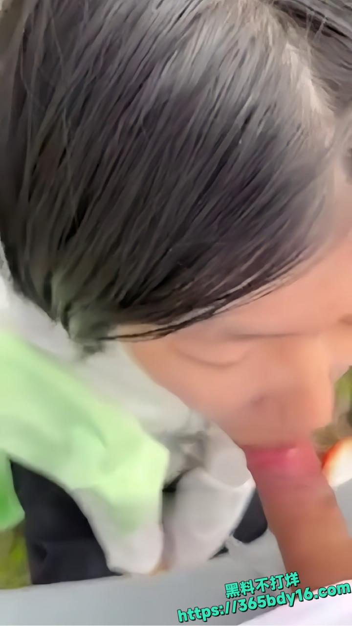 班花陈晓婷户外私拍 7.
