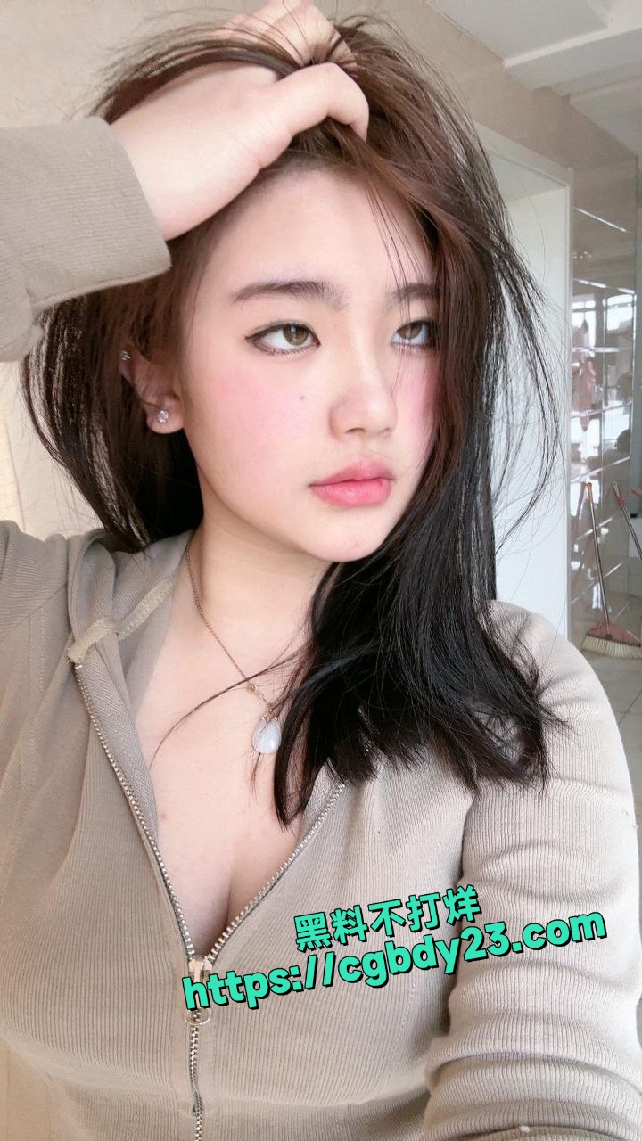 反差感极强的妹子颜值在线身材高挑反差裸舞8