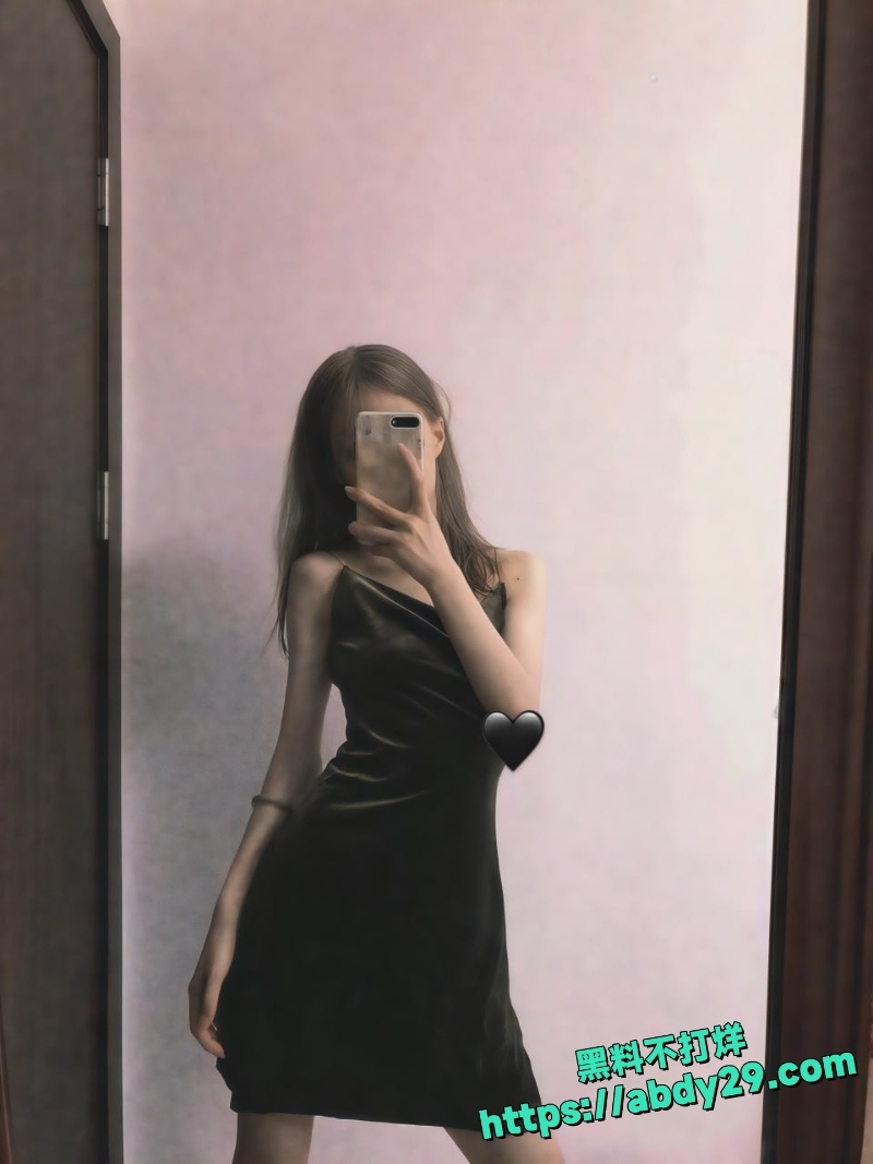 张依诺性爱视频流出1