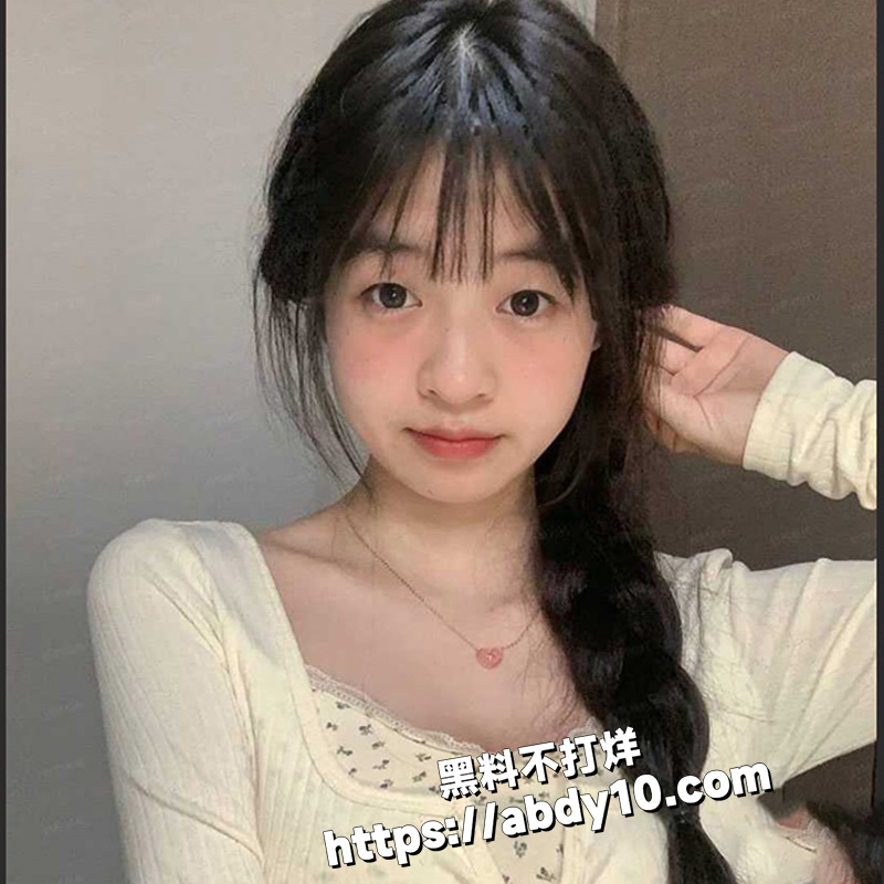 花臂精神小妹下海的离谱原因2