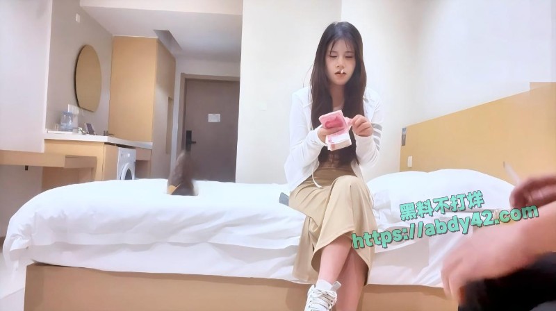 杏吧邓西门探花兼职小姐姐1