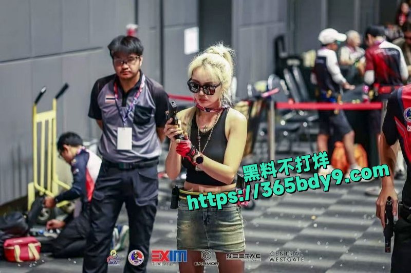 抖音26万粉网红梦楠一对一裸聊私拍9