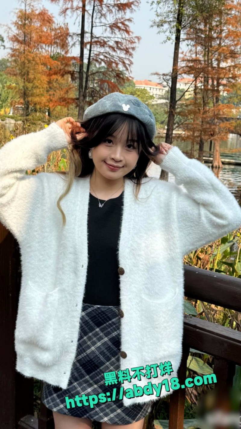 20岁学生妹露脸反差 9