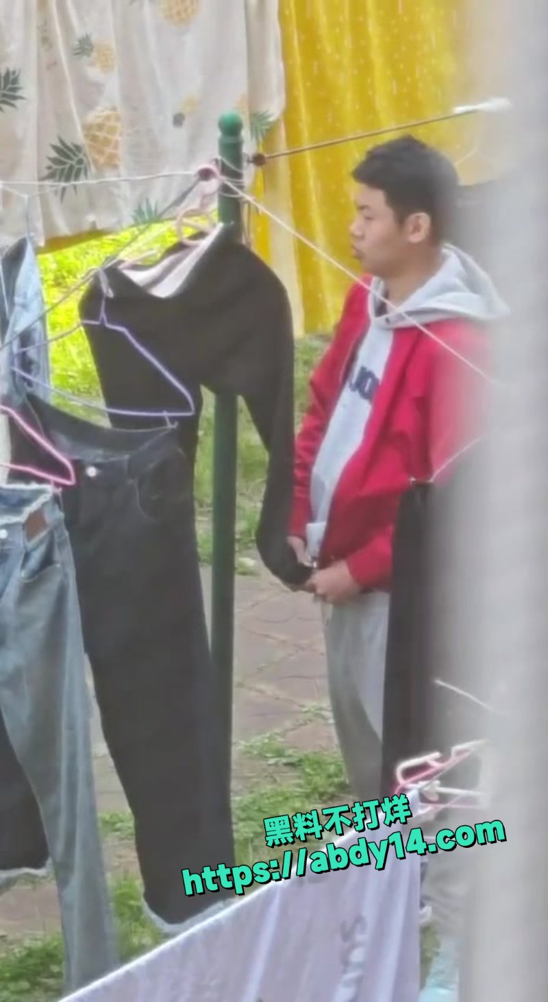 大连男大学生秋裤撸管3