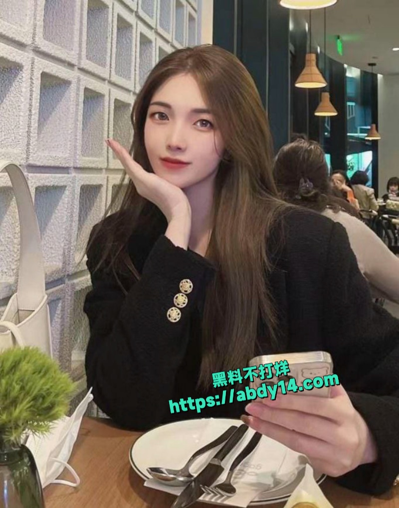 白领美女孙瑶被大神调教成听话性奴 1