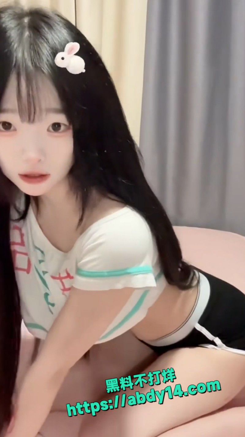 小奶系甜美主播私拍 7