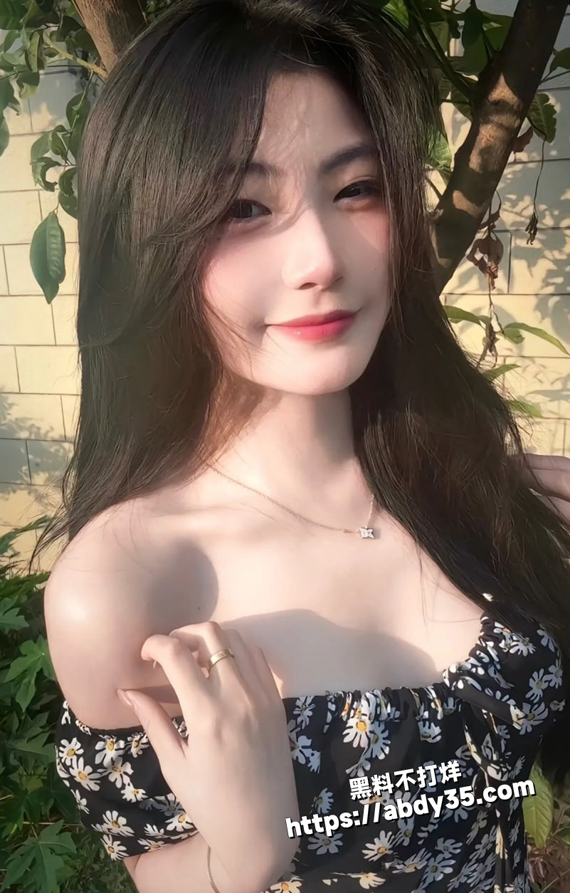 秦皇岛反差大学生.jpg15