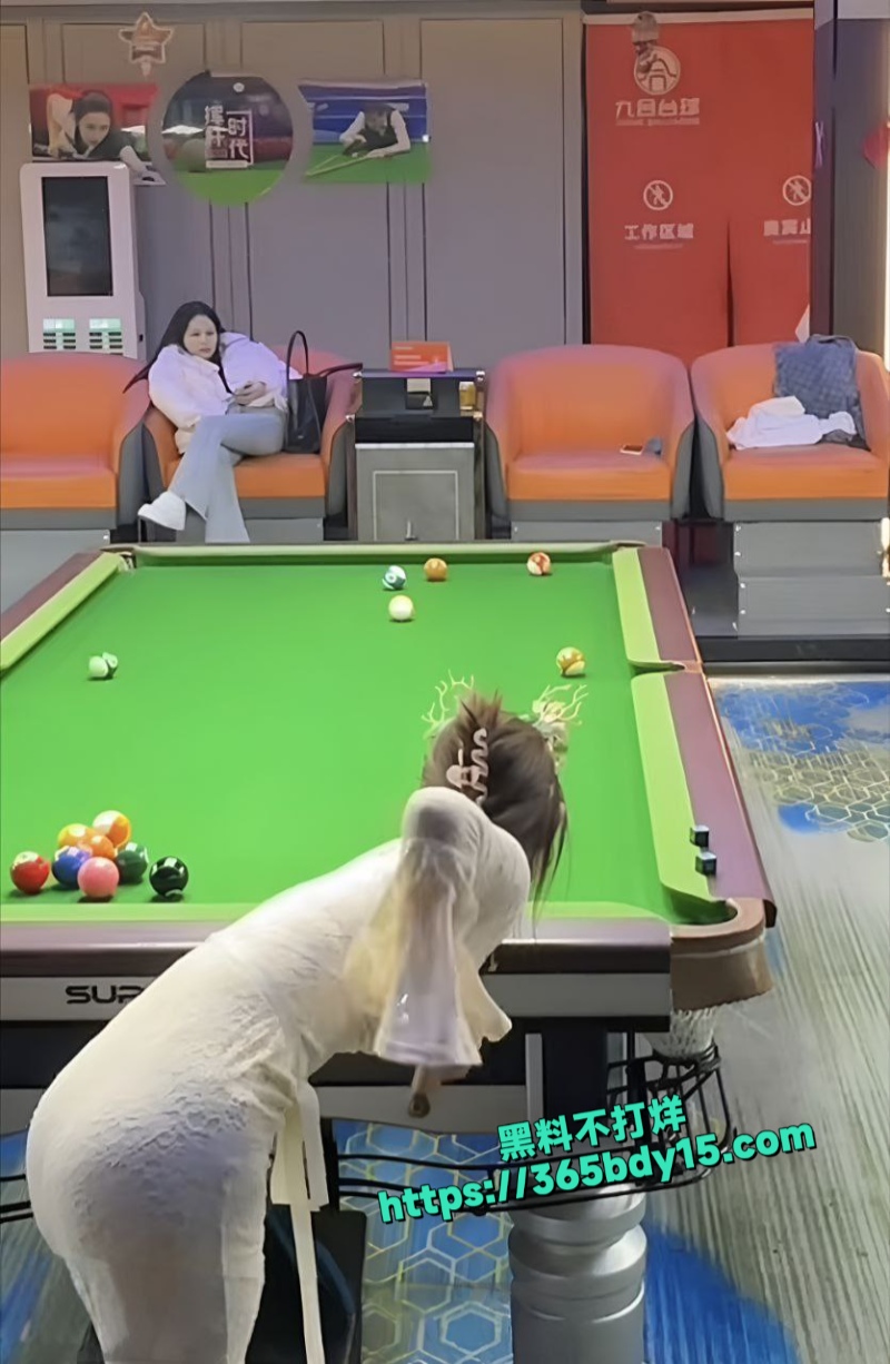 湖南长沙台球助教杨巧6