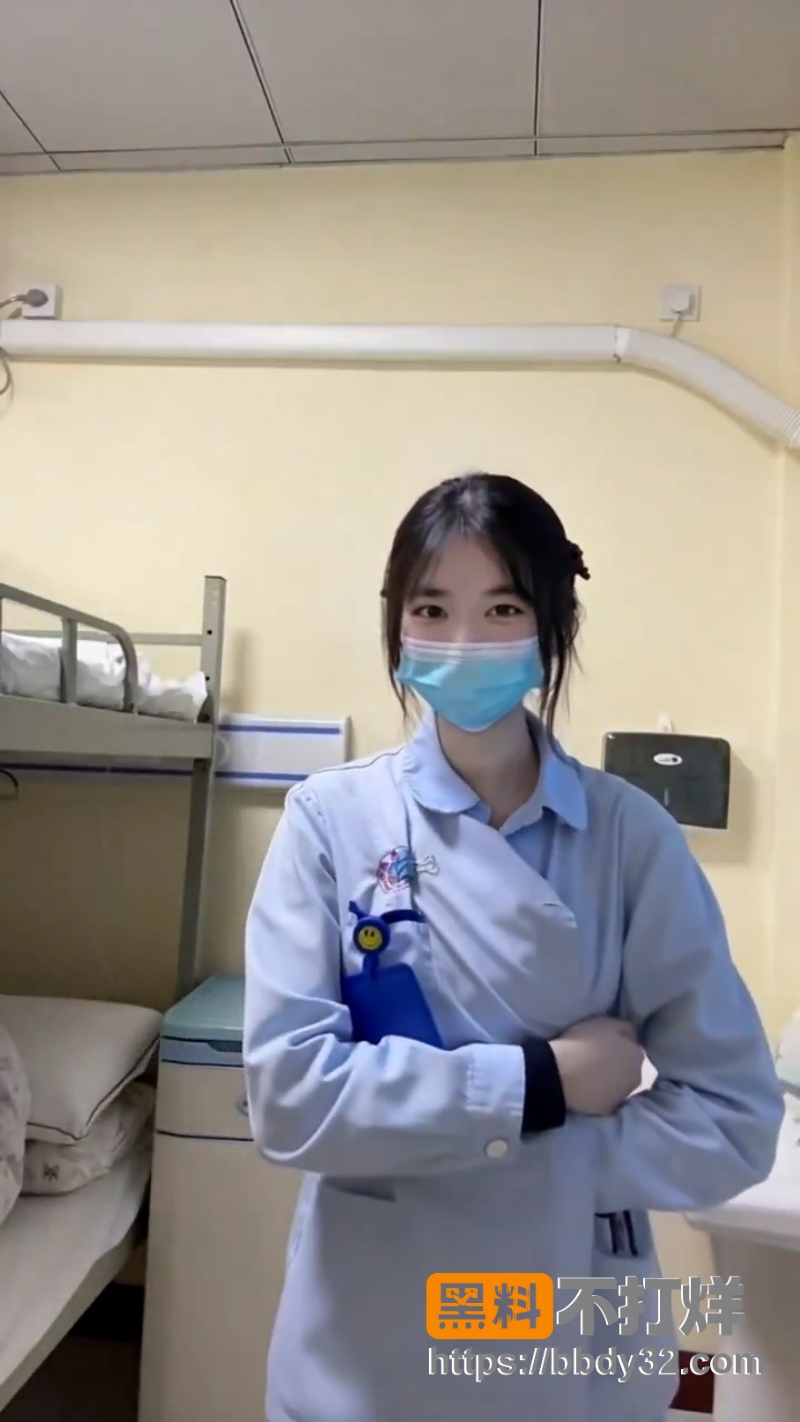 李佳佳 1