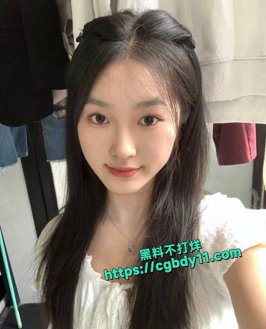 广州白云幼儿园教师田梦被男友抛弃曝光性爱视频4