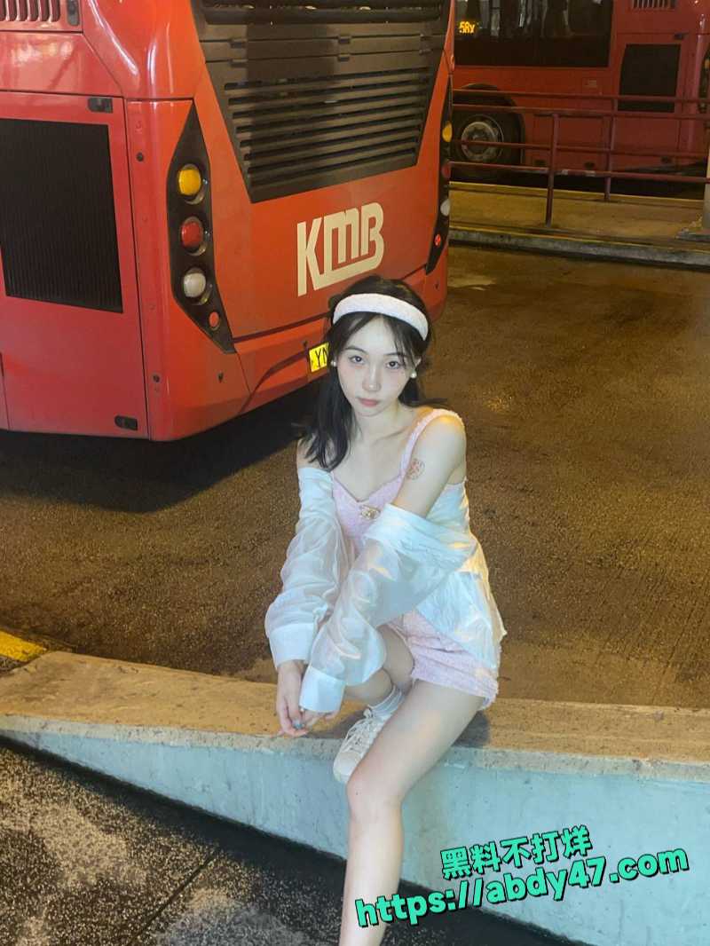 湖南反差学生妹赵娅1