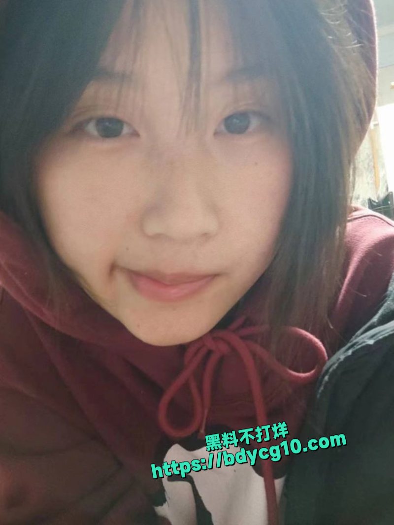 肉肉的女友这白虎逼看起来就舒服就是稍微黑了点2