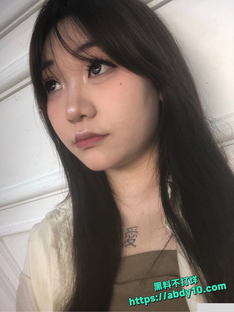 06年四川嫩妹裸贷抵押视频 5