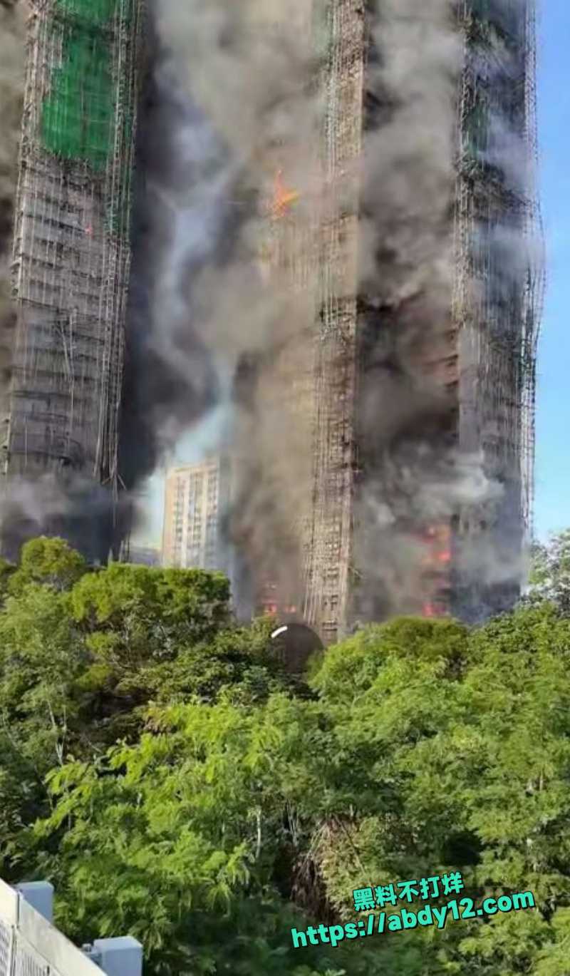 香港大埔宏福苑发生四级火警2