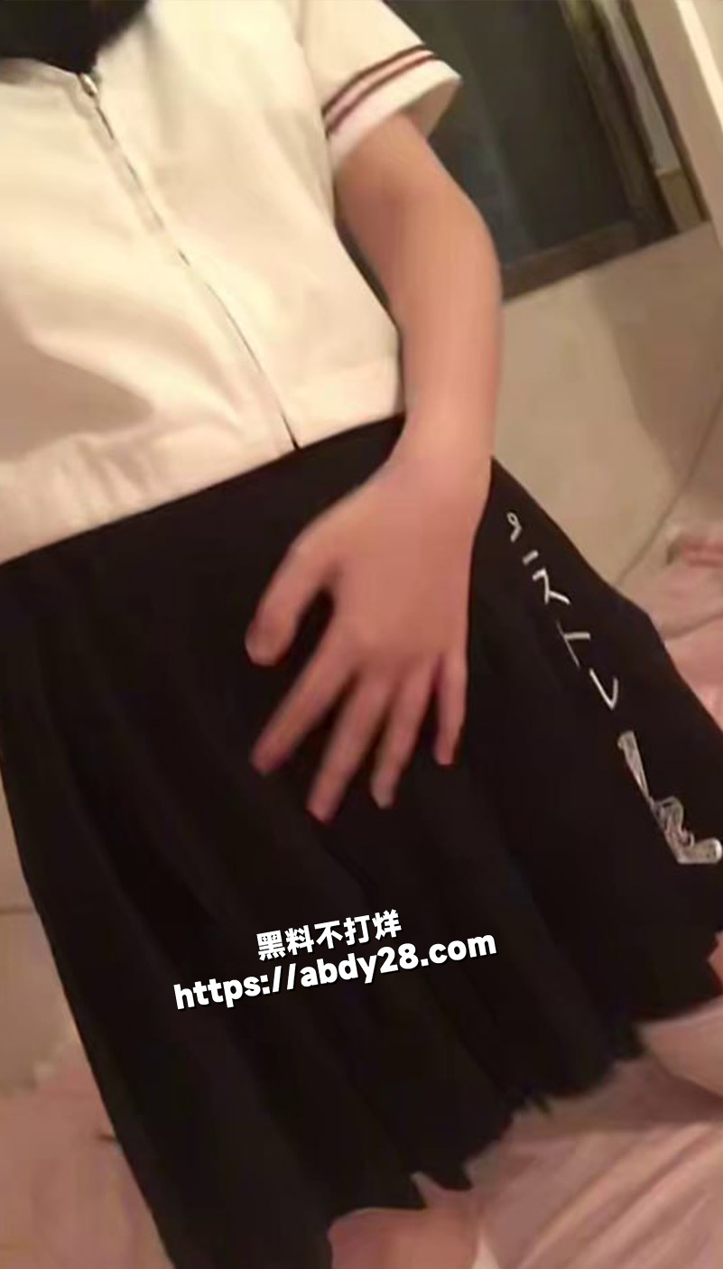 超反差美少女萌百酱穿JK5