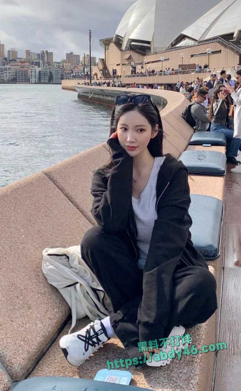 左前明猥亵女下属 21