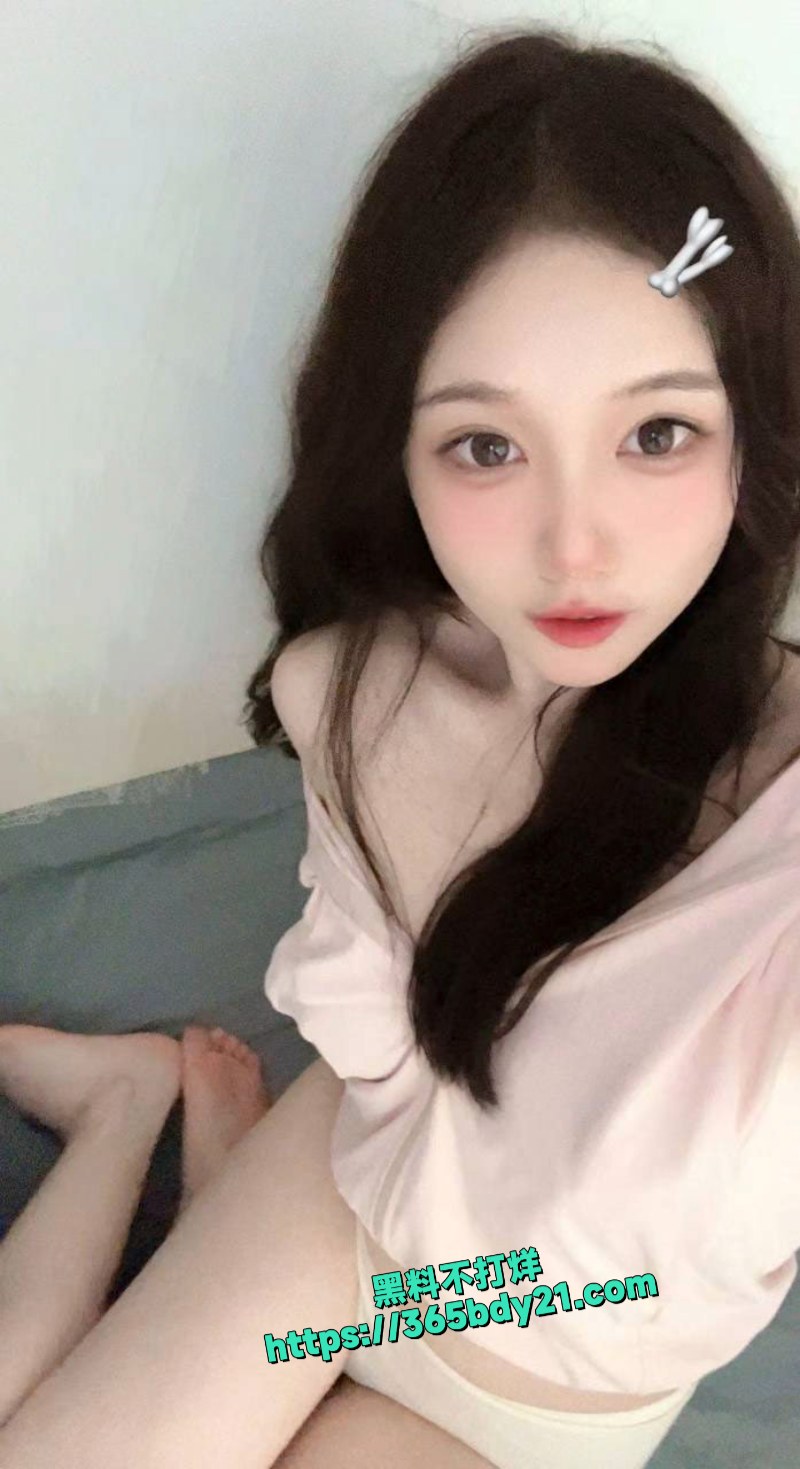 极品反差少女李娜跟金主不雅视频泄漏 1