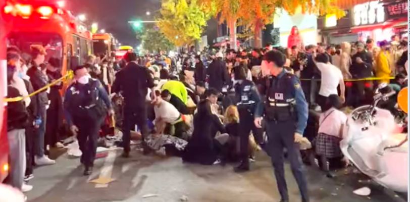 韩国首尔踩踏事件全过程，网传现场大量发放毒糖果