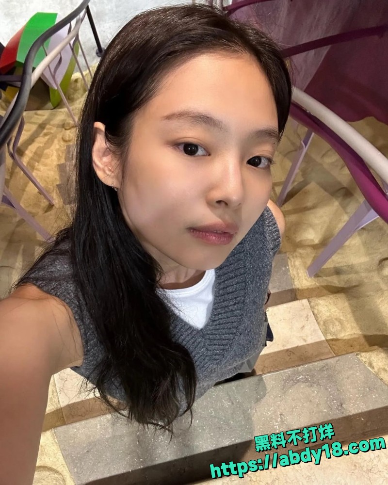 Jennie泡澡照被黑客曝光15